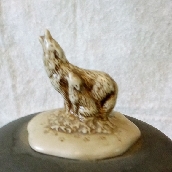 Wolves beer Stein vintage 1997  Avon pottery ceramic & pewter limited ed - Picture 3 of 8